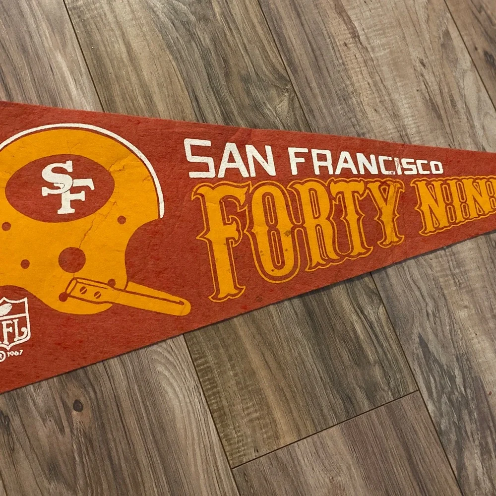 San Francisco Forty Niners Vintage Wall Pennant - Red and Yellow - Picture 2 of 2